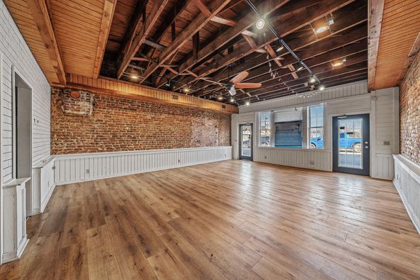 18 N Cedar Ave, Cookeville, TN 38501